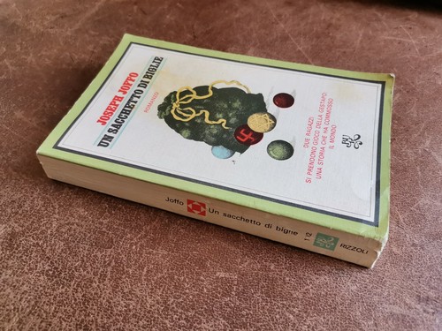 Romanzo guerra sacchetto di - guerra-un,